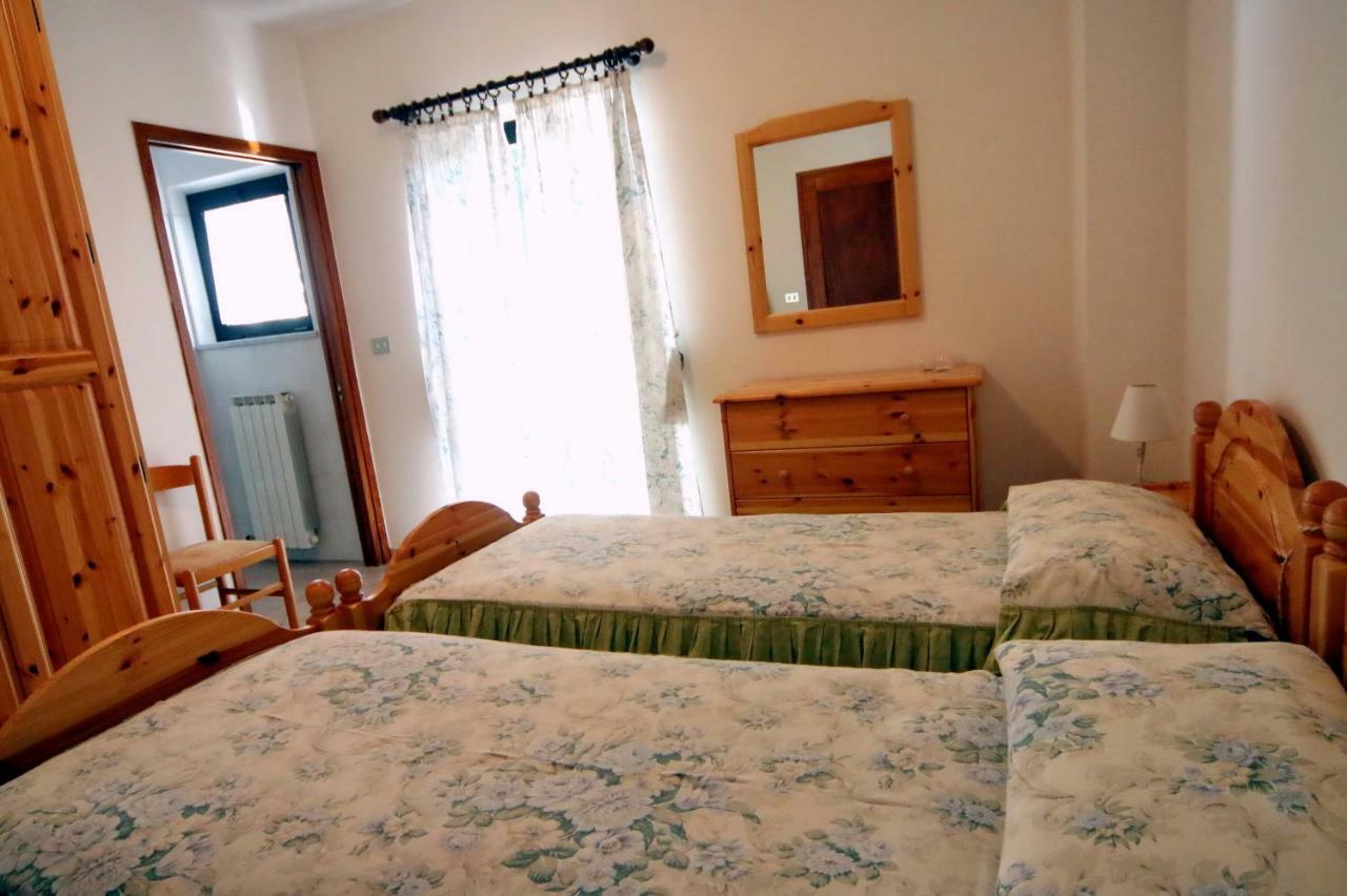 Albergo Ristorante Centro Vico Canavese Εξωτερικό φωτογραφία