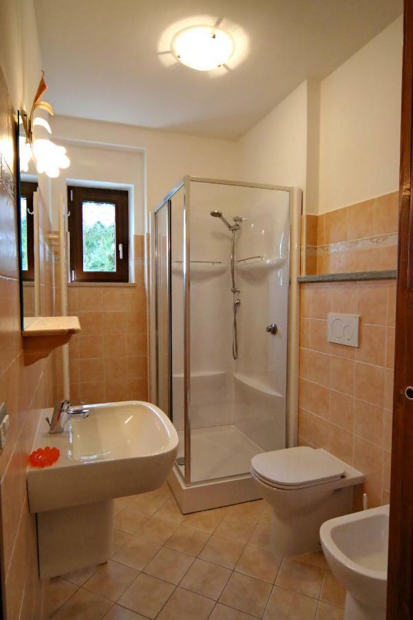 Albergo Ristorante Centro Vico Canavese Εξωτερικό φωτογραφία